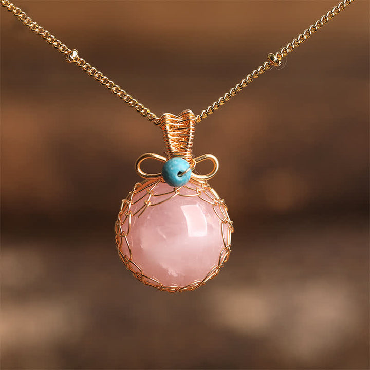 Collana con sfera di cristallo naturale delicato Olivenorma