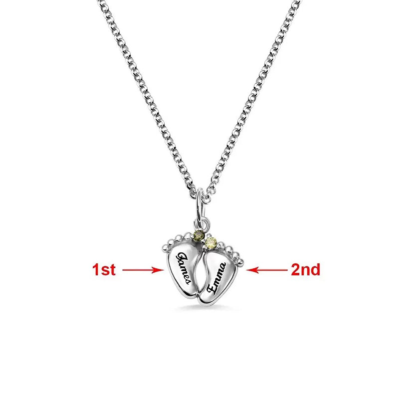 Olivenorma Collana personalizzata e incisa con pietre portafortuna a forma di piedini di bambino