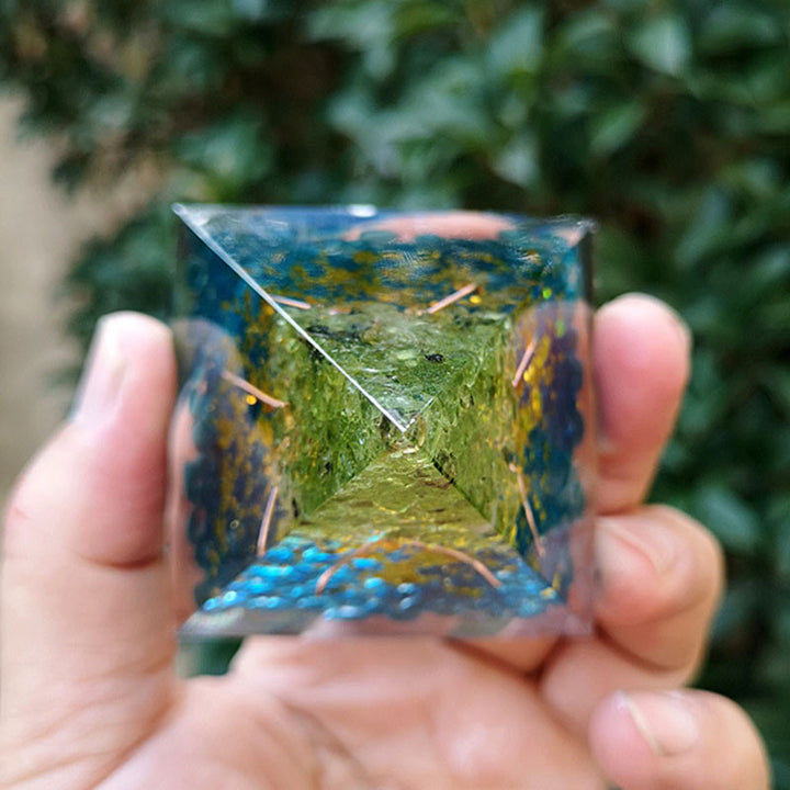 Olivenorma Acquamarina Peridoto Albero della vita Piramide di orgone