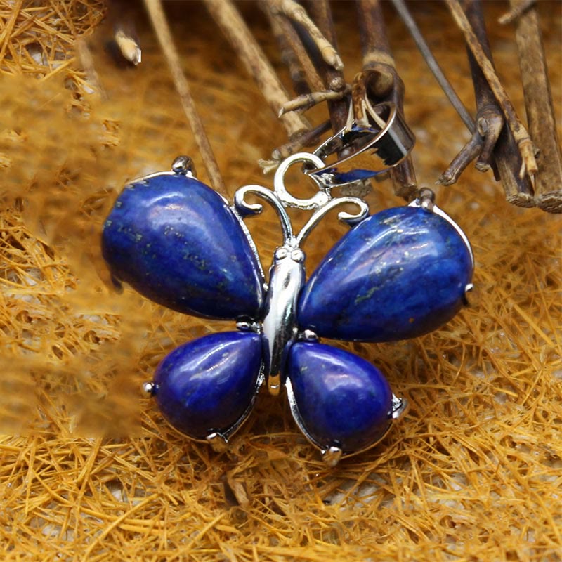 Collana a farfalla con pietra preziosa di cristallo naturale Olivenorma