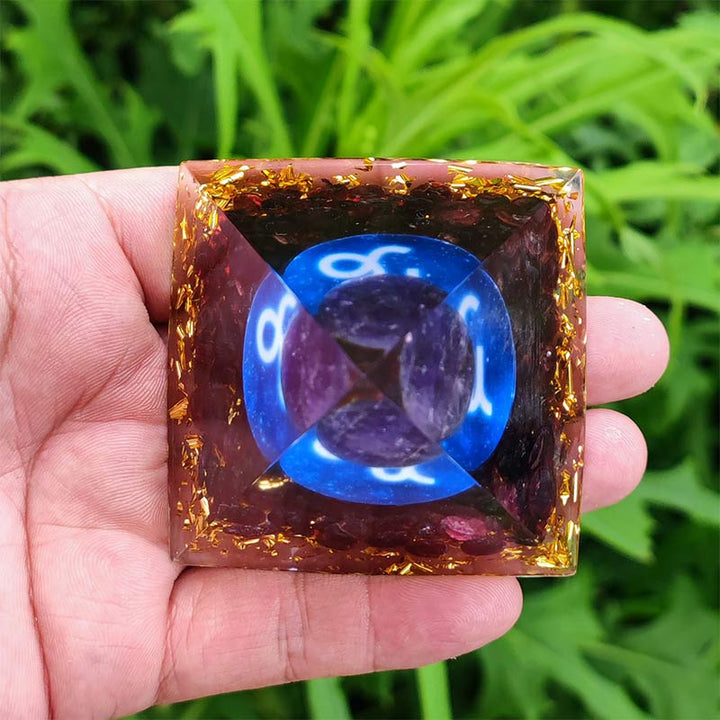 Olivenorma Ametista con Granato Capricorno Zodiac Orgone Piramide 