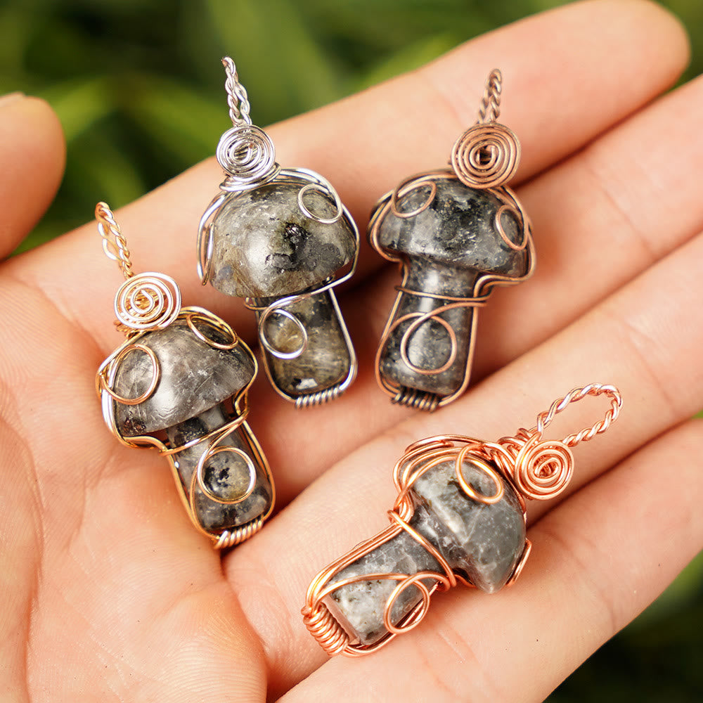 Collana con fungo in pietra curativa naturale Olivenorma