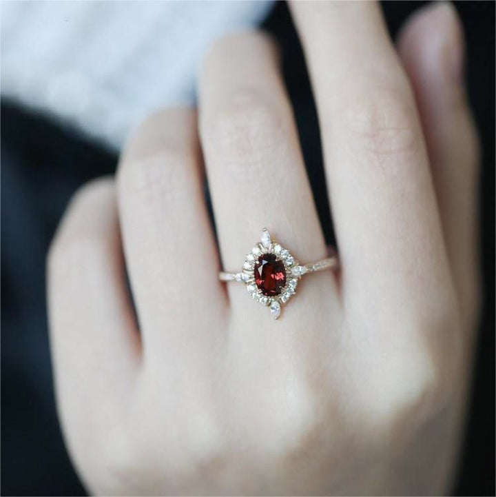 Anello Atmosfera "Miss Rose" in rubino vintage Olivenorma 