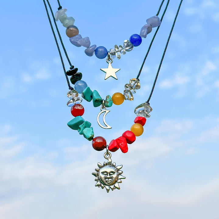 Collana in filo di cera di pelle con nappa a farfalla in pietra naturale Olivenorma