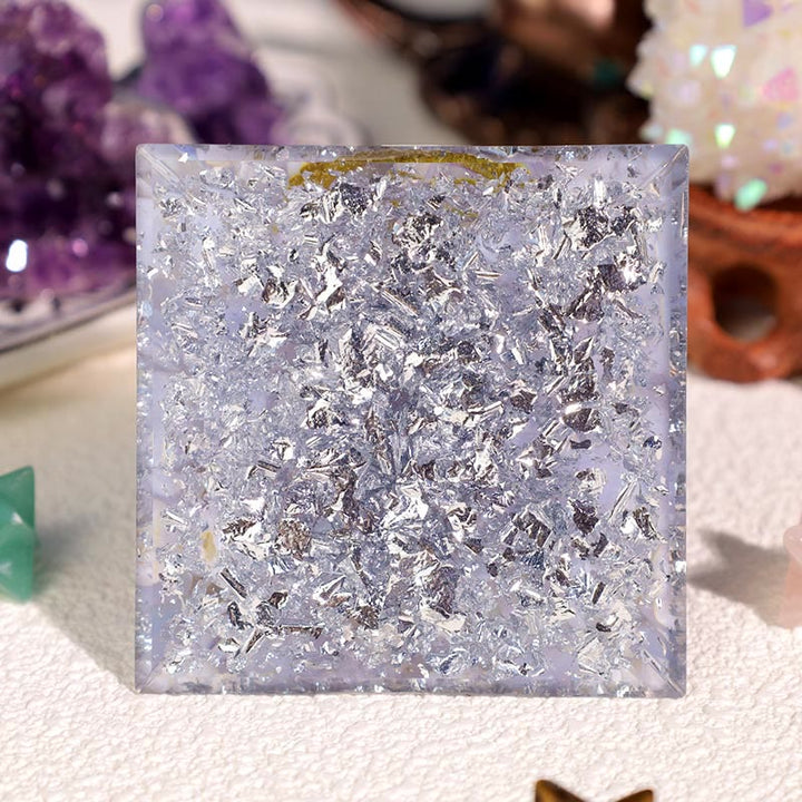 Olivenorma Calcedonio Blu Fluorite Occhio di Horus Piramide Orgonica