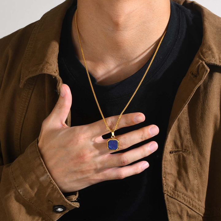 Olivenorma Collana con ciondolo quadrato da uomo con catena lunga per maglione 