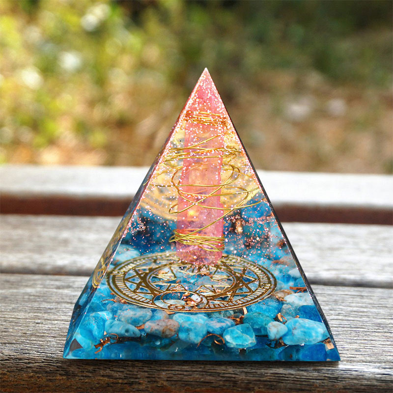 Piramide di Orgone in Quarzo Rosso Olivenorma con Lapislazzuli 