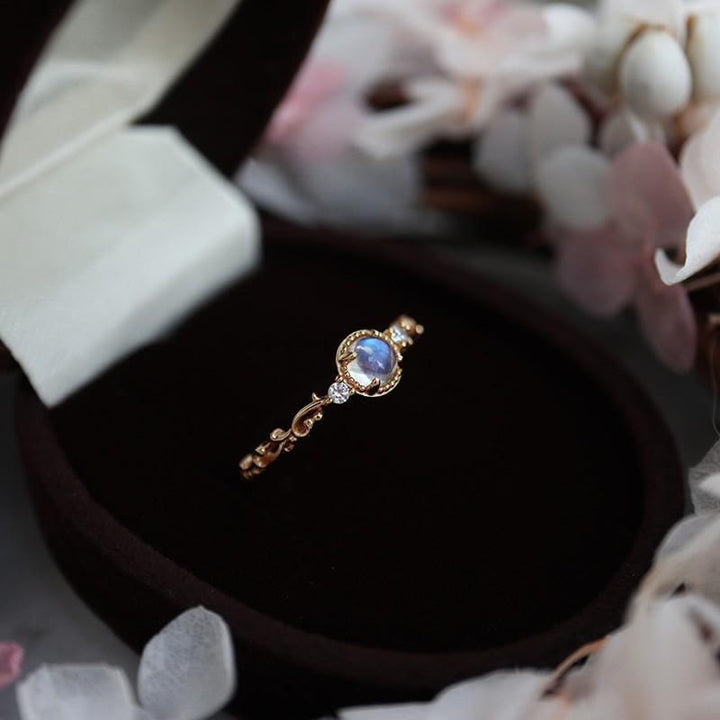 Anello delicato con zircone naturale in pietra di luna Olivenorma