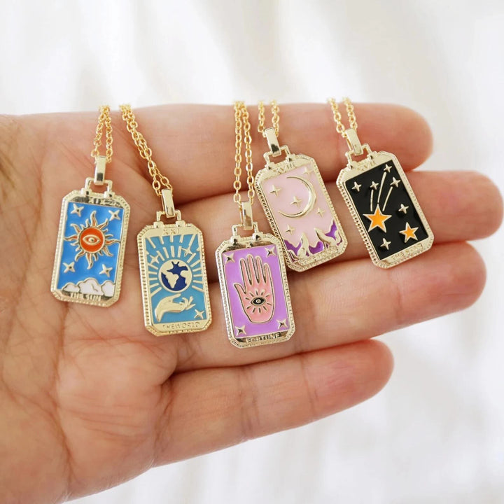 Collana con goccia di olio di elemento della carta dei tarocchi retrò Olivenorma