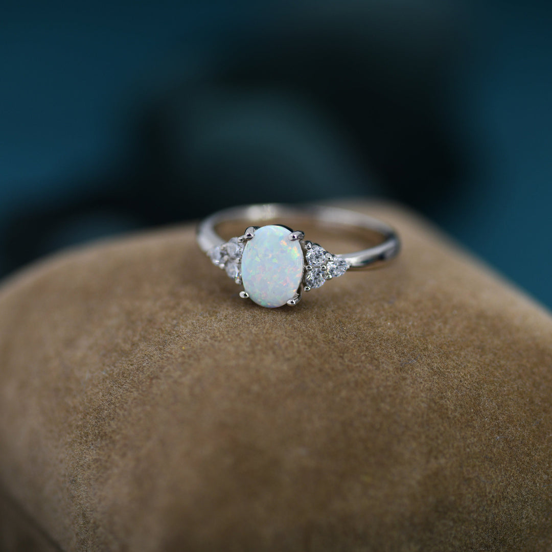 Anello Olivenorma Delicato Opale Ovale