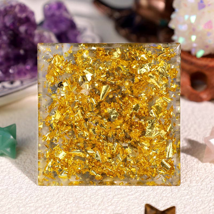 Olivenorma Prehnite Pietra di Luna Occhio di Horus Piramide di Orgone