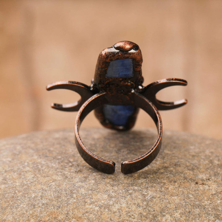 Anello regolabile con doppia luna curativa in cianite Olivenorma