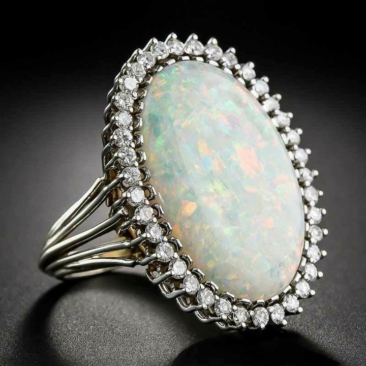 Anello nuziale ovale in opale bianco Olivenorma 