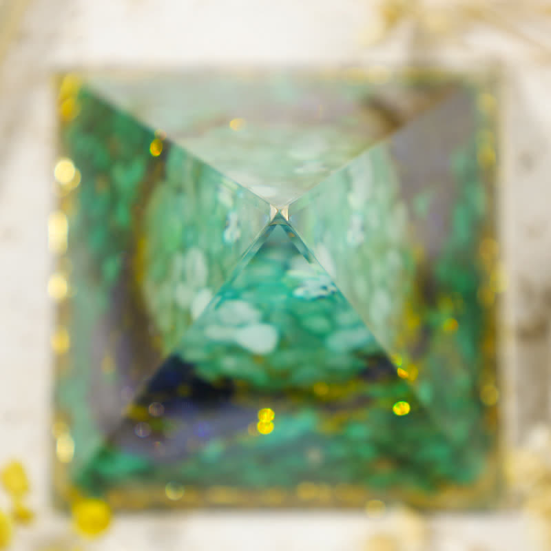 Olivenorma "Foresta Verde" - Piramide di Orgone dell'Albero della Vita in Malachite