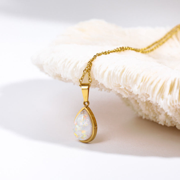 Collana con ciondolo a forma di goccia in opale naturale 18k Olivenorma 