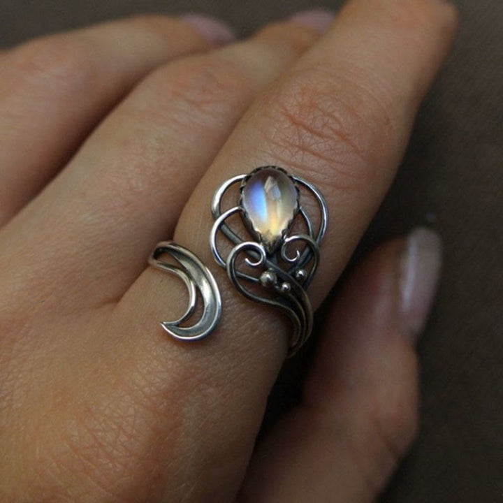 Anello strega in pietra di luna a forma di goccia Olivenorma