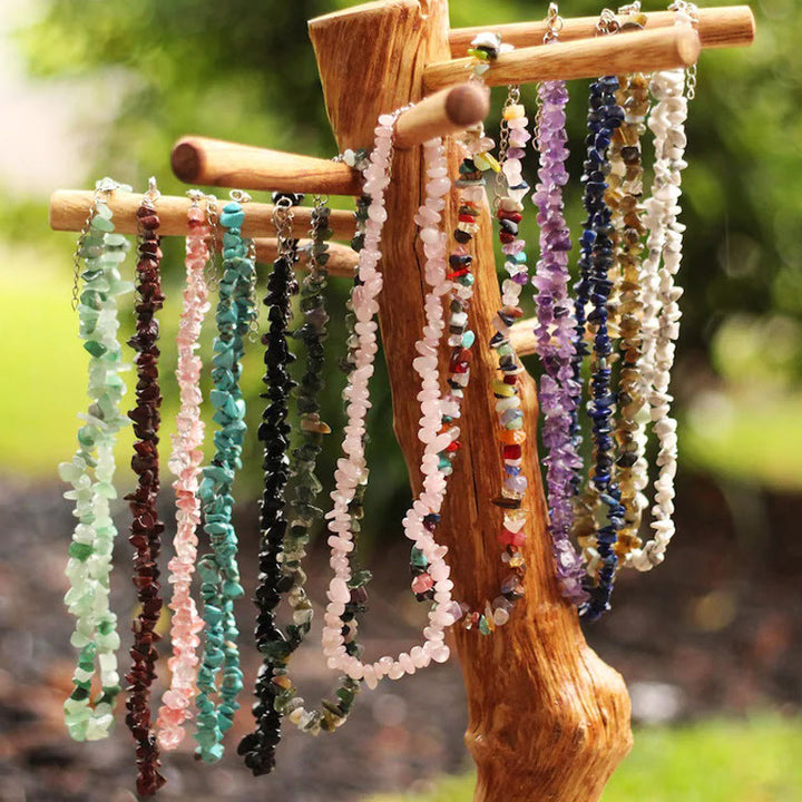 Collana con pietra di cristallo lucidata di forma irregolare Olivenorma