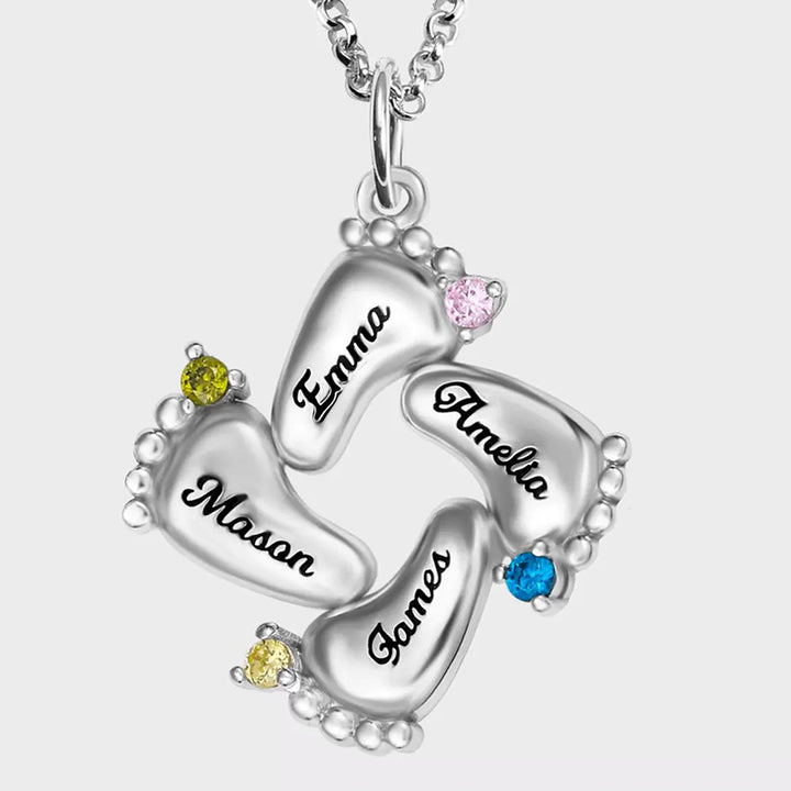 Olivenorma Collana personalizzata e incisa con pietre portafortuna a forma di piedini di bambino